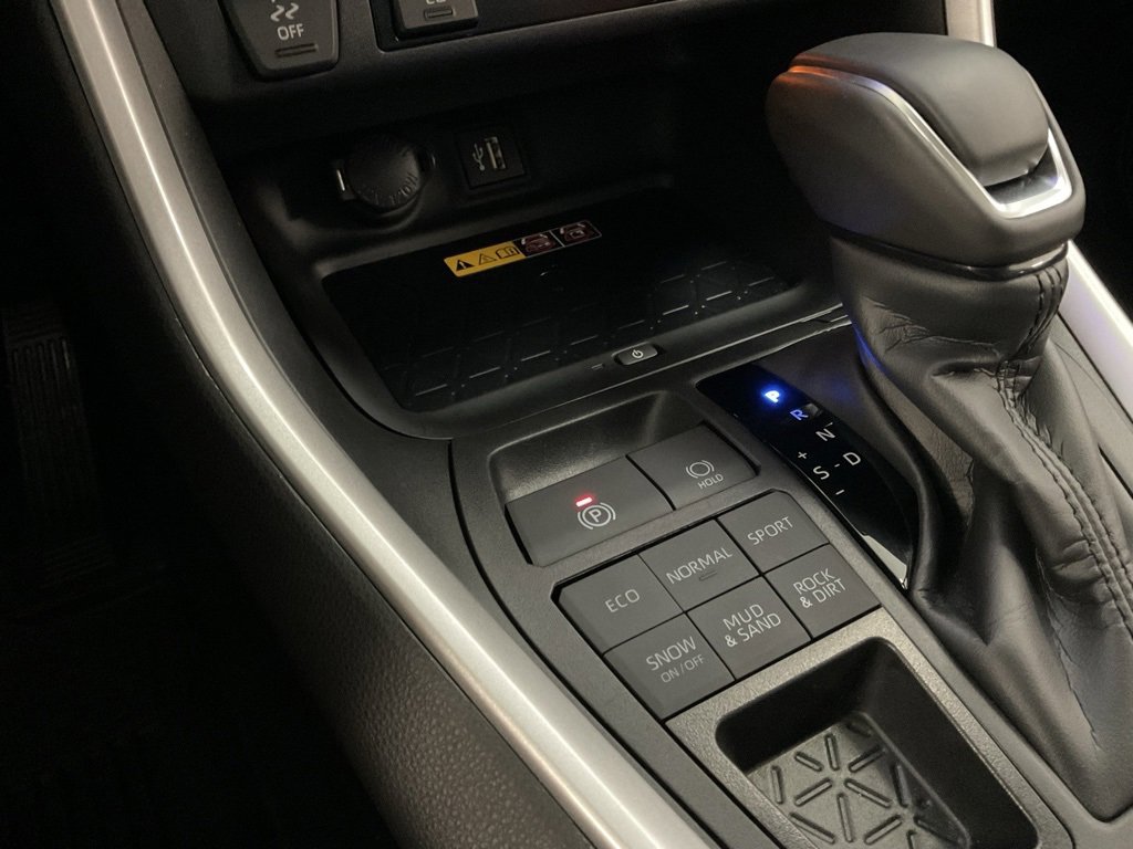 Used 2024 Toyota RAV4 XLE Premium image 18