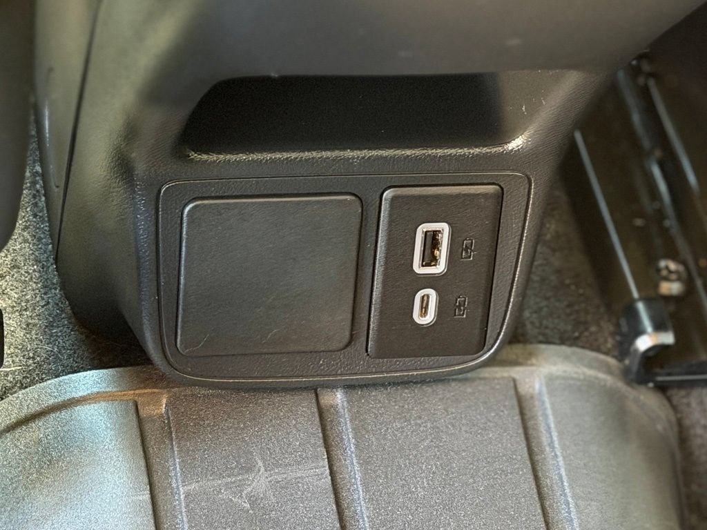 Used 2021 Buick Encore GX Select AWD/4WD image 8