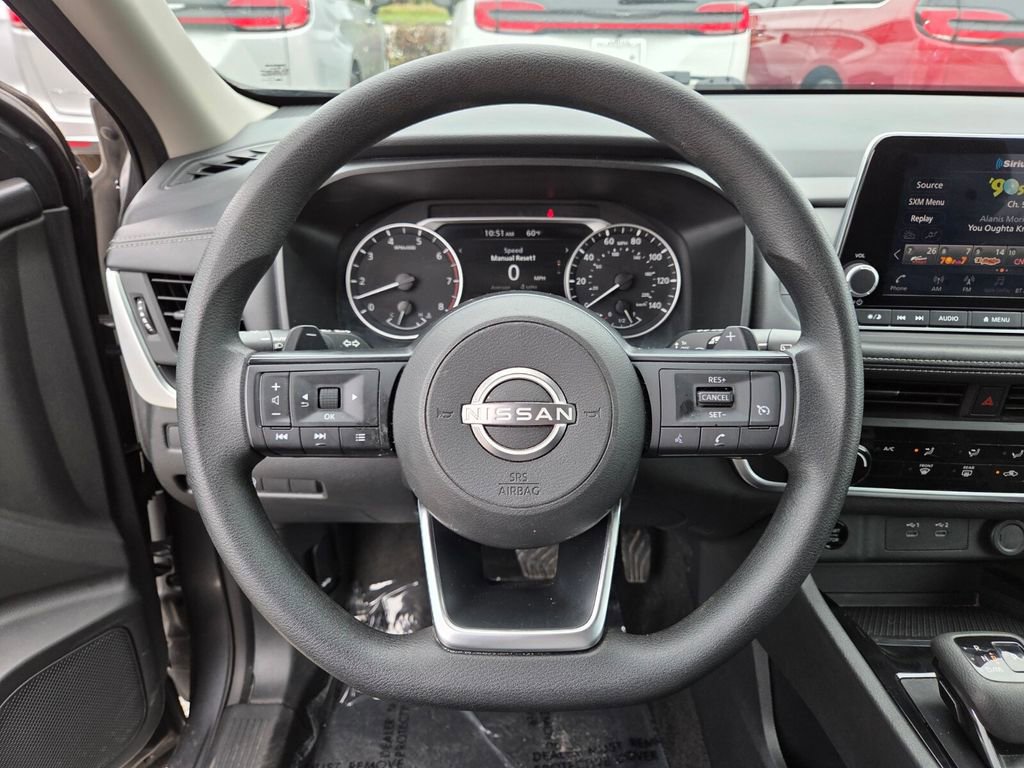Used 2024 Nissan Rogue S image 26