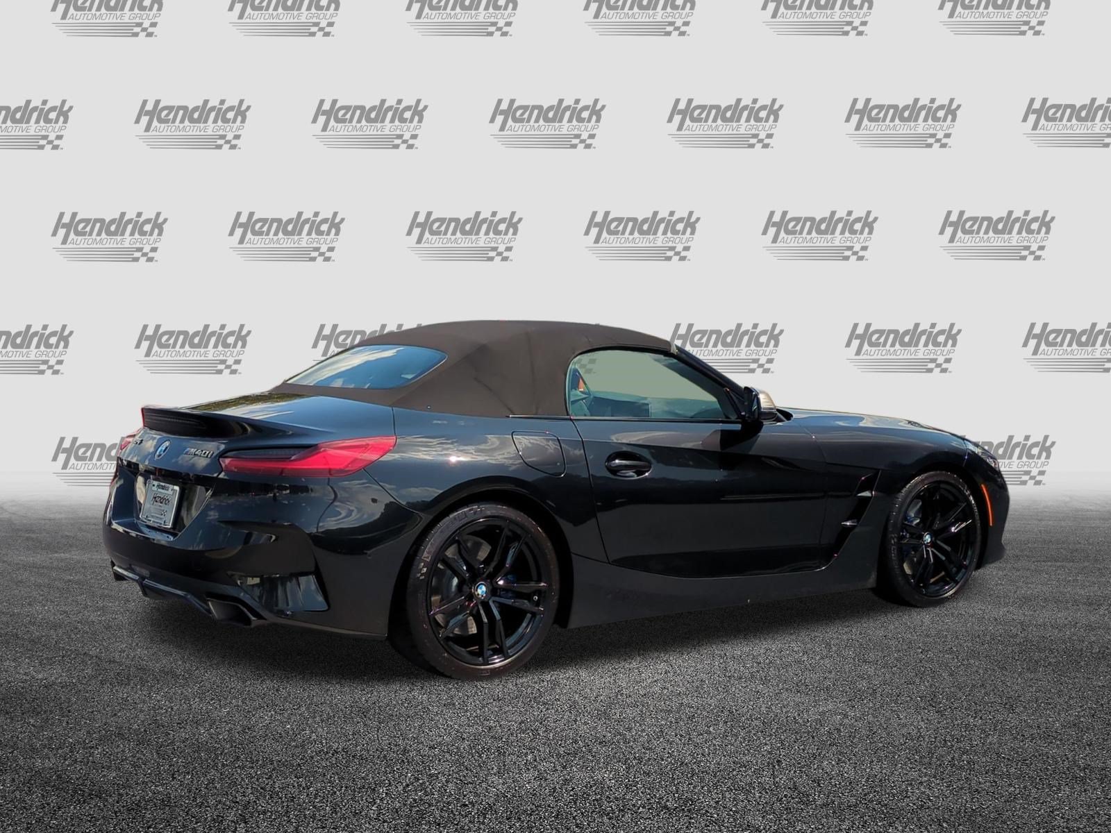 Used 2022 BMW Z4 M40i w/ Premium Package RWD image 9