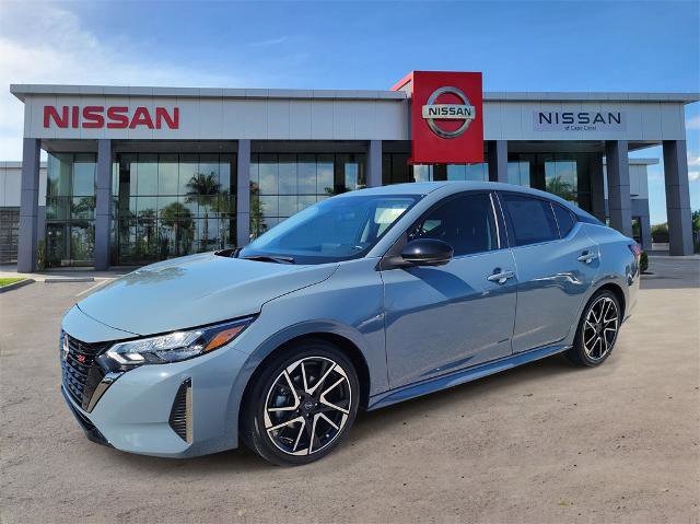 Certified 2025 Nissan Sentra SR w/ SR Premium Package image 9