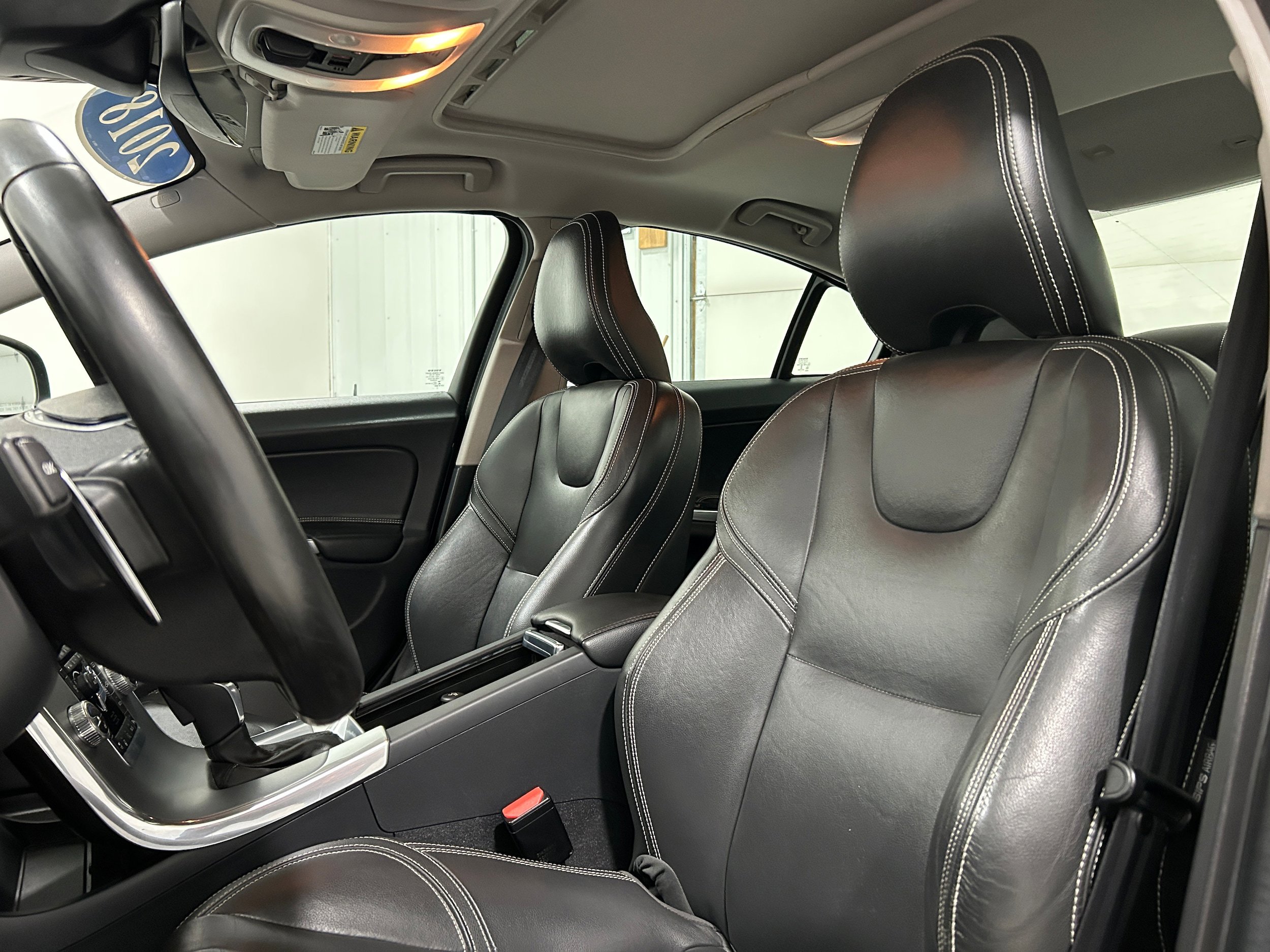 Used 2018 Volvo S60 T5 Dynamic w/ Vision Package AWD/4WD image 24