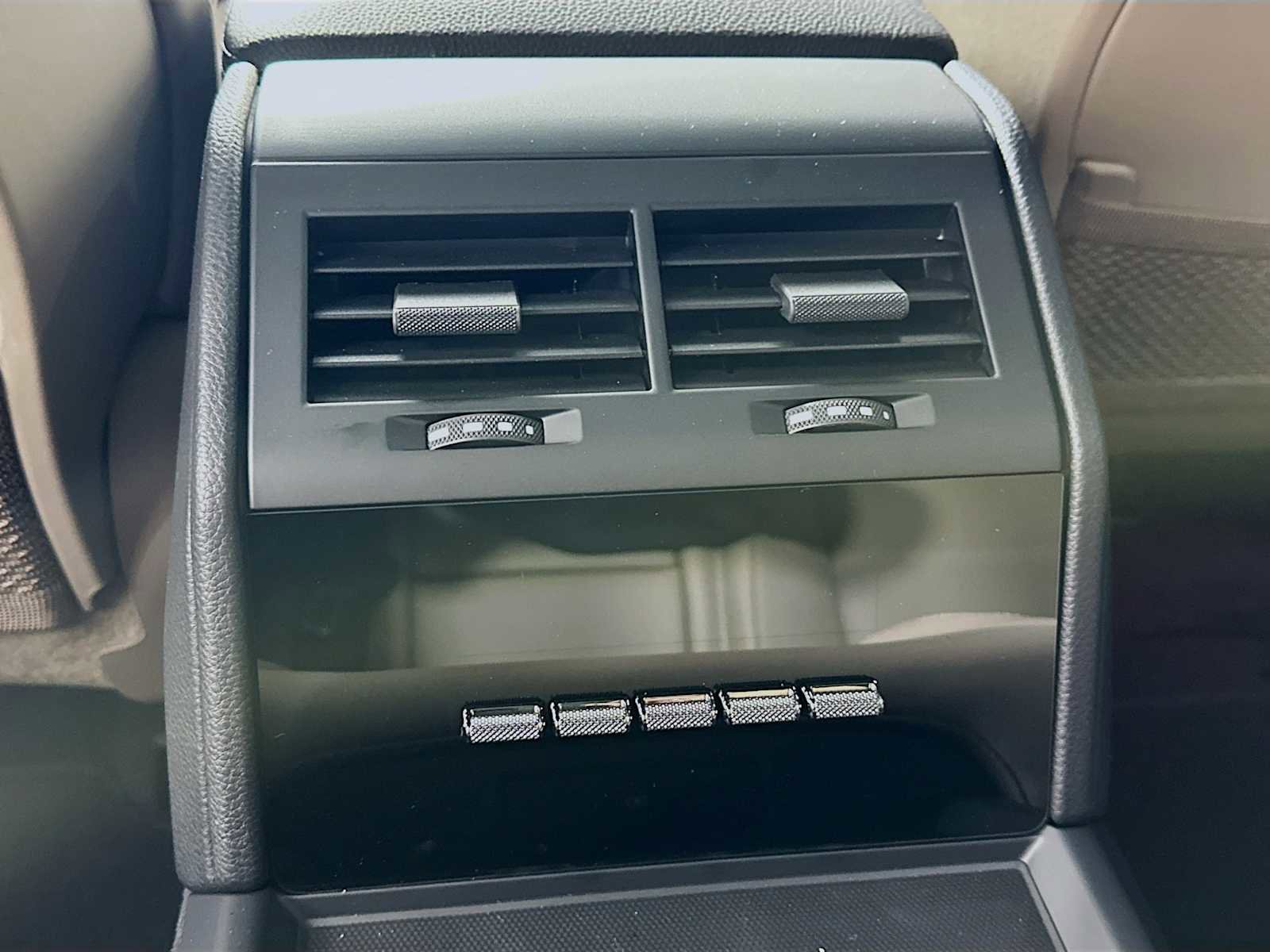 New 2026 Porsche Panamera image 25