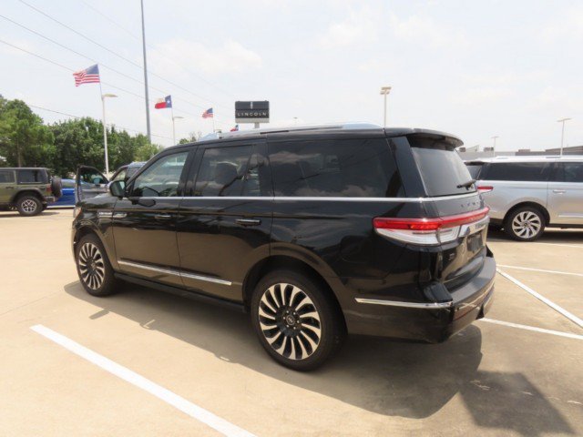 Used 2022 Lincoln Navigator Black Label AWD/4WD image 15
