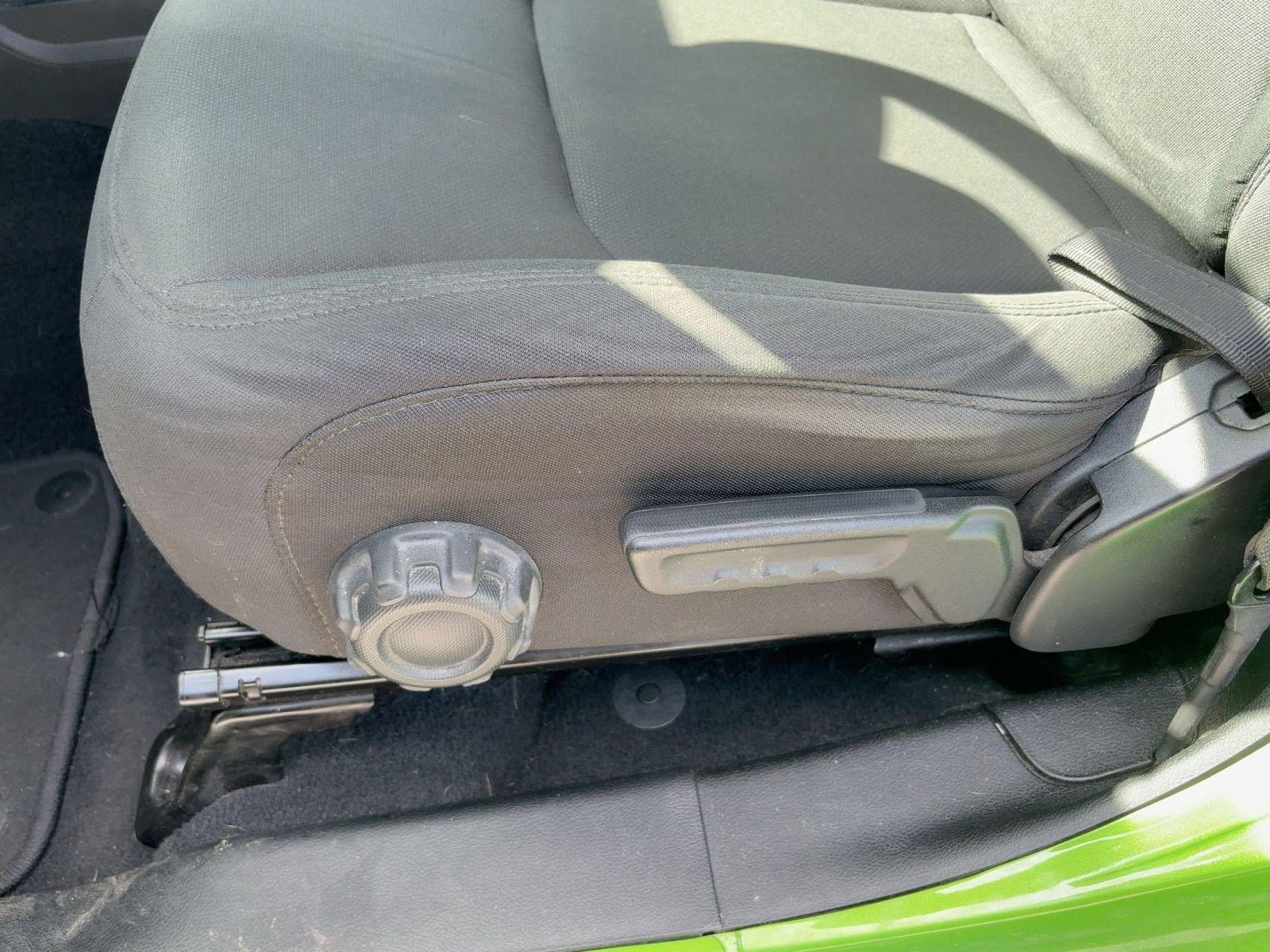 Used 2019 Jeep Wrangler Unlimited Sport S AWD/4WD image 14