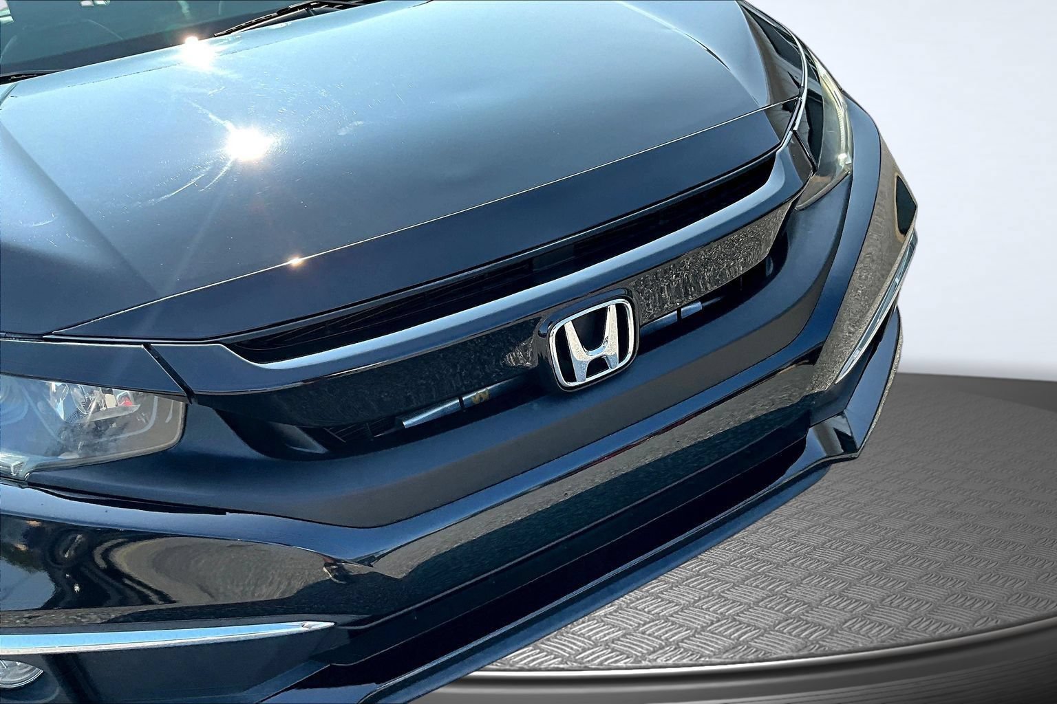 Used 2019 Honda Civic EX-L image 30