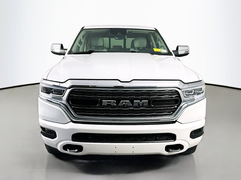 Used 2024 RAM 1500 Limited AWD/4WD image 2