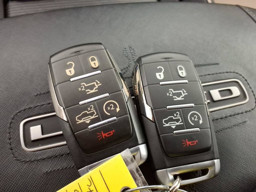 Used 2020 RAM 1500 Limited AWD/4WD image 29