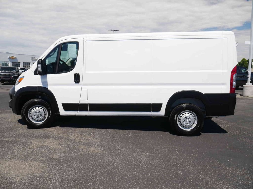 Used 2025 RAM ProMaster 2500 FWD image 5