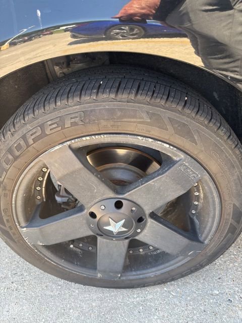 Used 2018 Ford Fusion SE w/ Fusion SE Technology Package FWD image 19