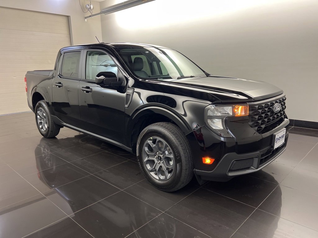 New 2025 Ford Maverick XLT w/ XLT Luxury Package