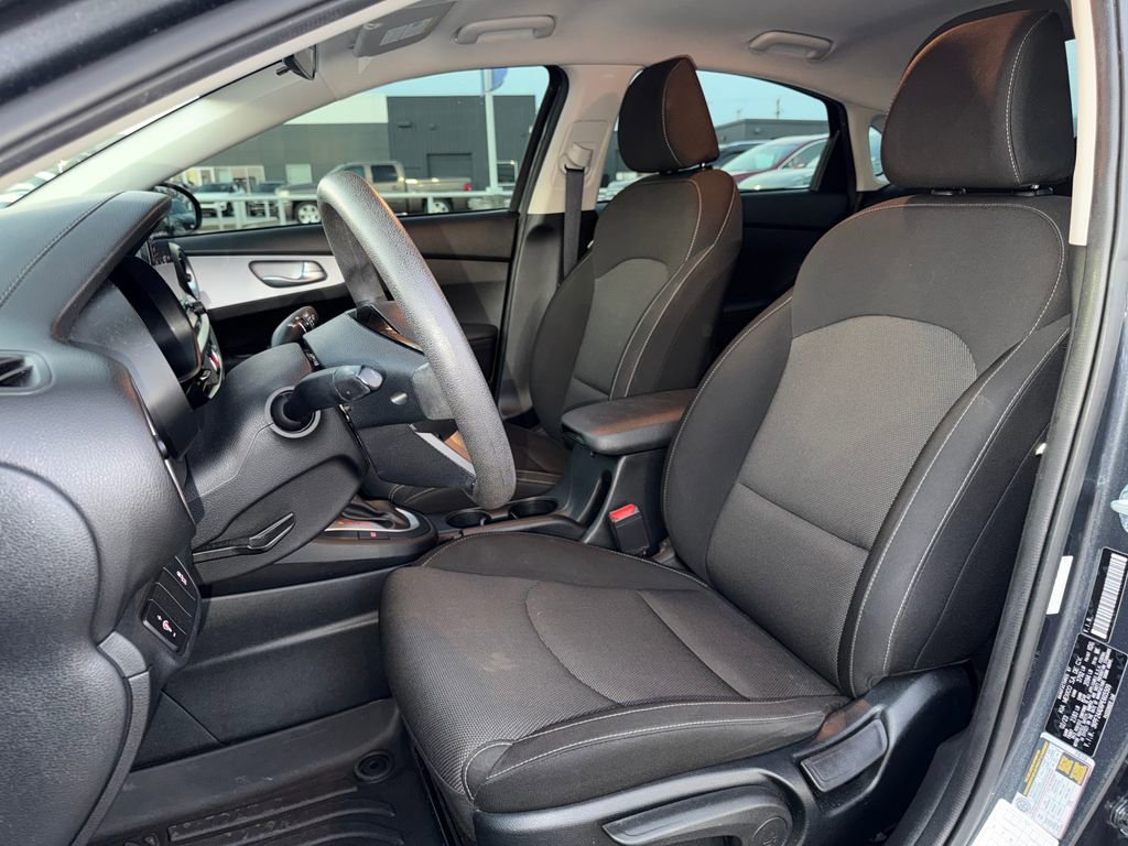 Used 2023 Kia Forte LXS image 13