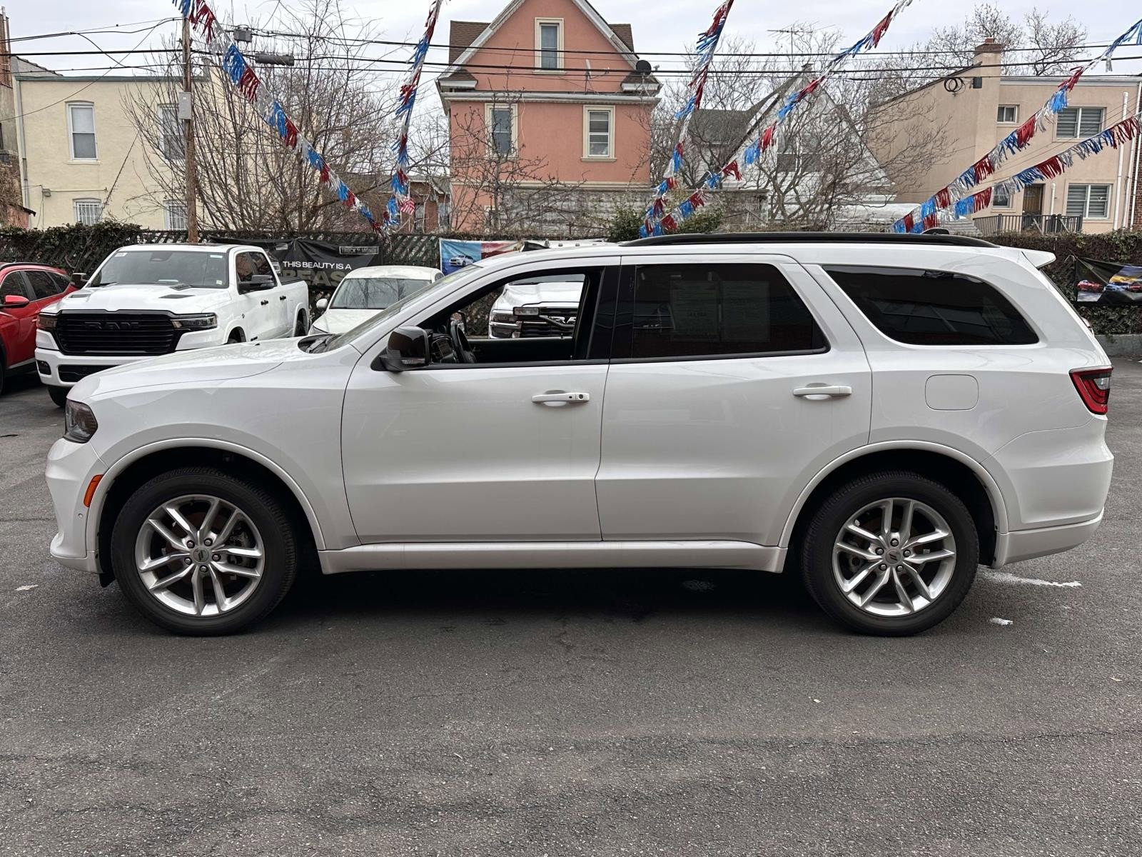 Used 2023 Dodge Durango GT image 7
