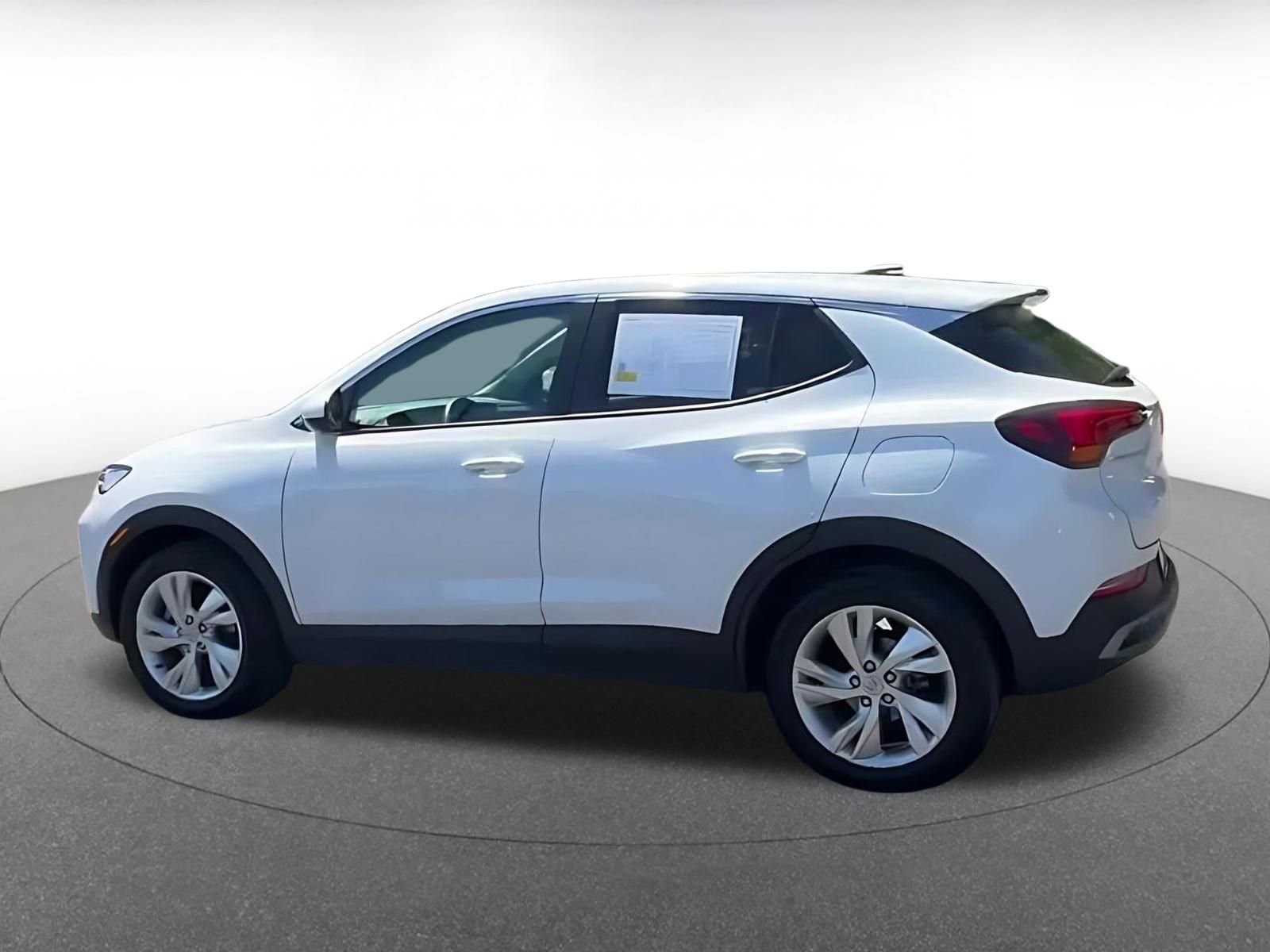 Used 2025 Buick Encore GX Preferred FWD image 10