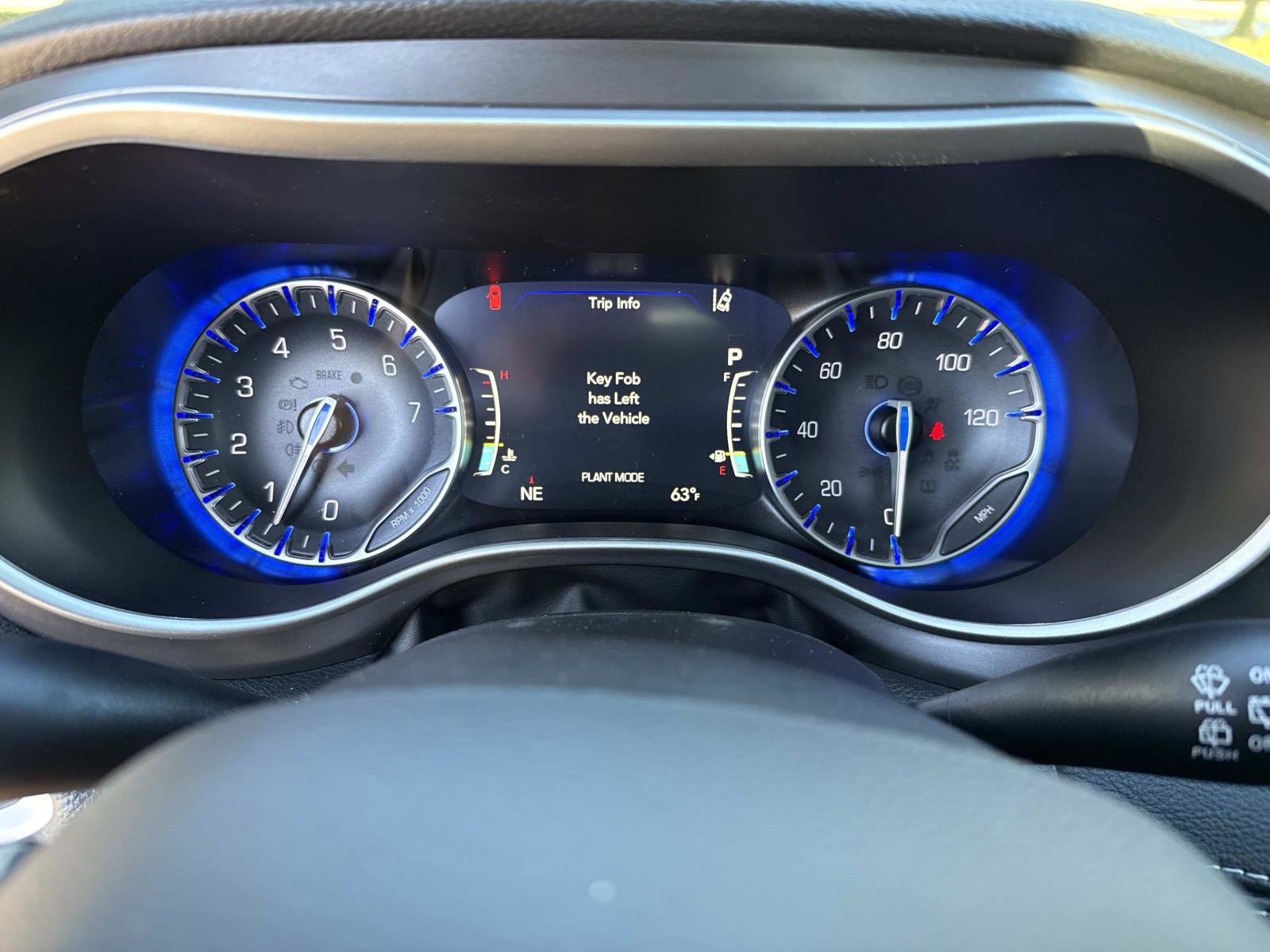 New 2026 Chrysler Pacifica Select image 32