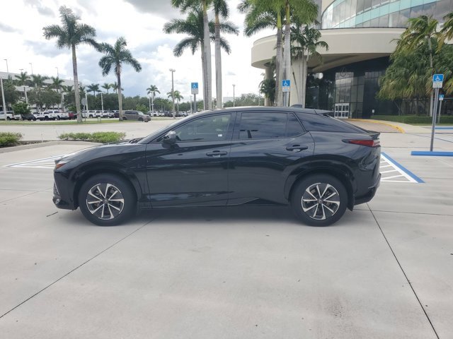 Used 2024 Lexus RZ 300e Premium image 9