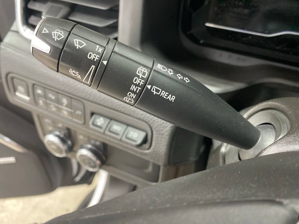 Used 2022 GMC Yukon XL Denali AWD/4WD image 46