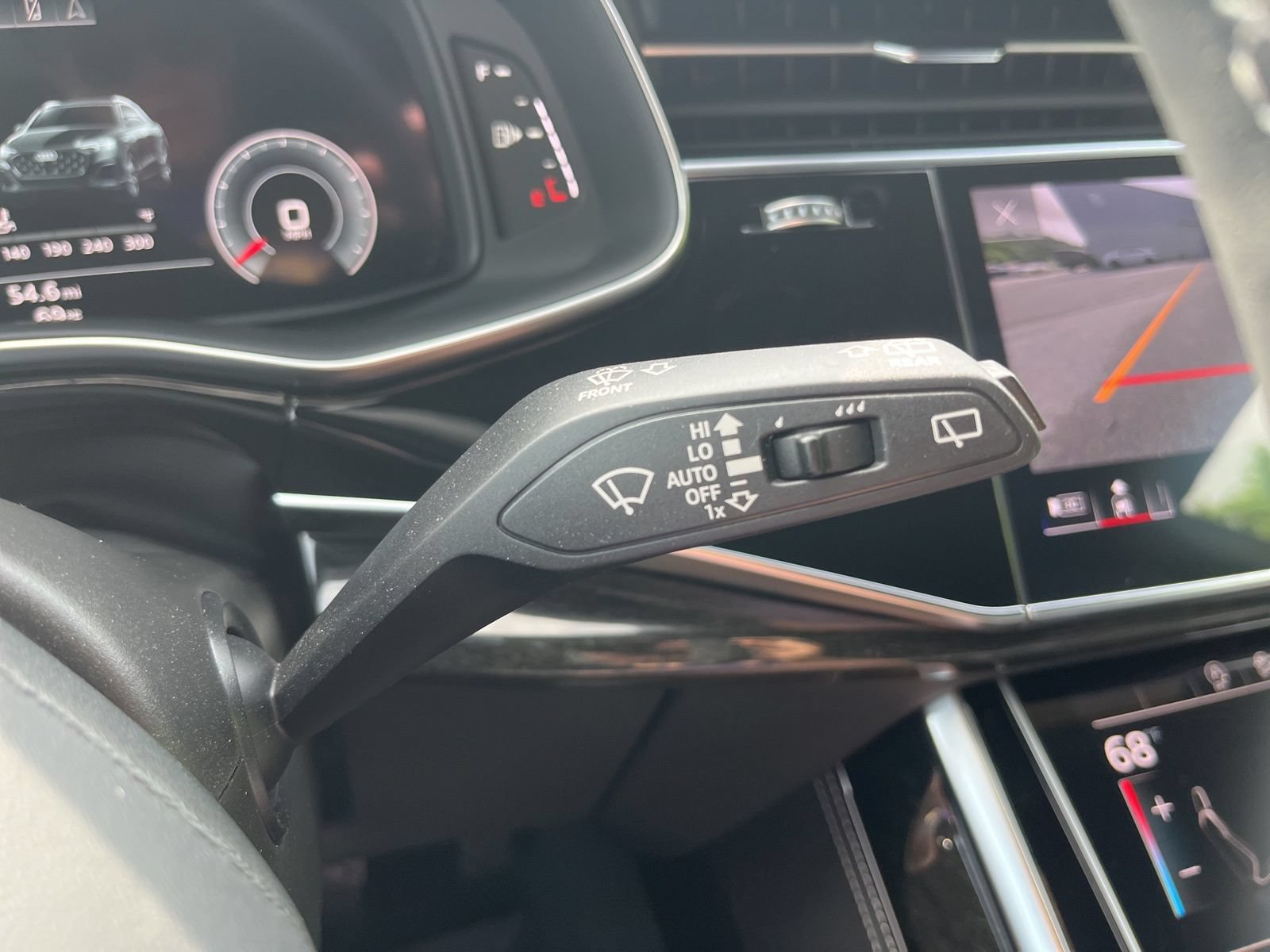 Used 2025 Audi Q8 Premium Plus w/ Premium Plus Package AWD/4WD image 19