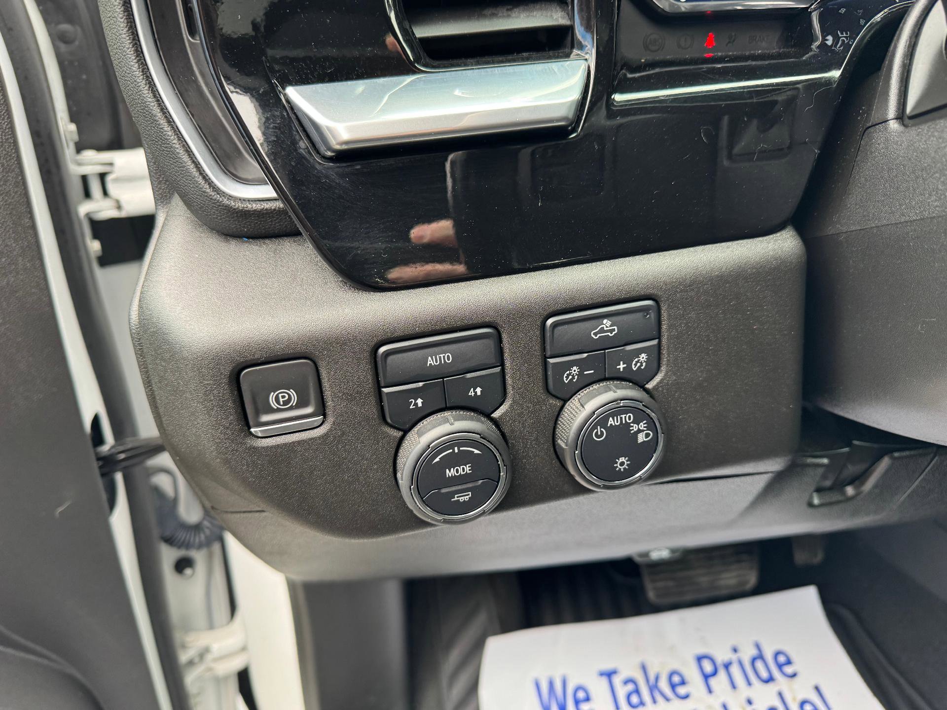 Used 2022 Chevrolet Silverado 1500 LT image 27