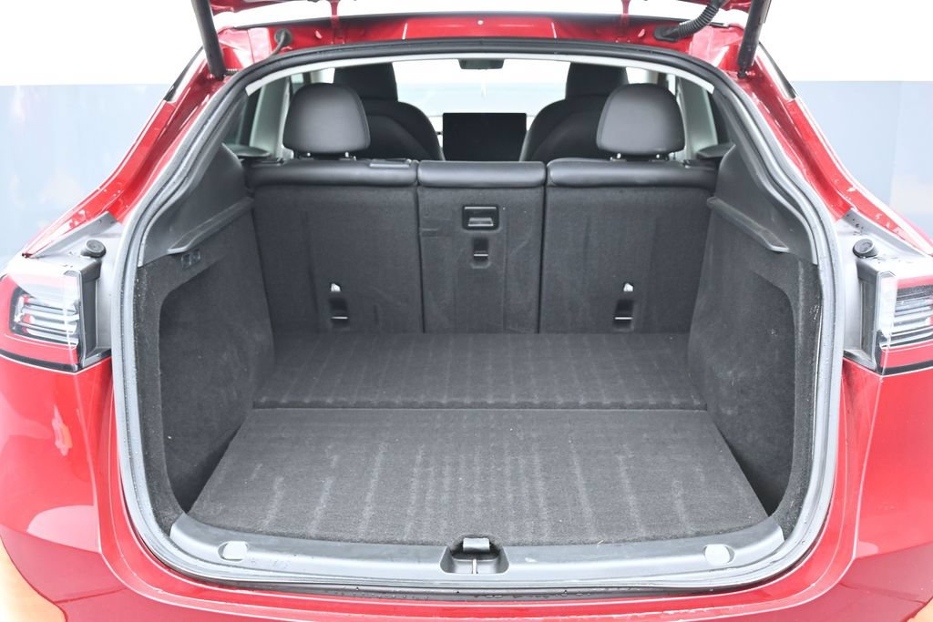 Used 2024 Tesla Model Y Long Range RWD image 14