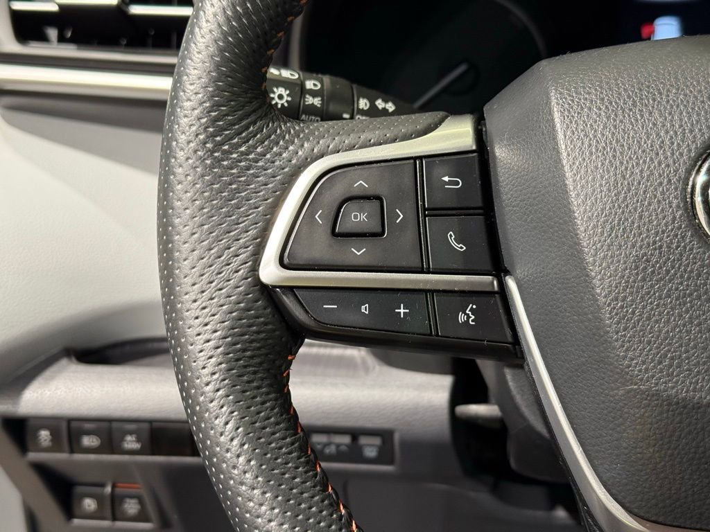 Certified 2023 Toyota Sienna XSE w/ XSE Plus Package AWD/4WD image 27