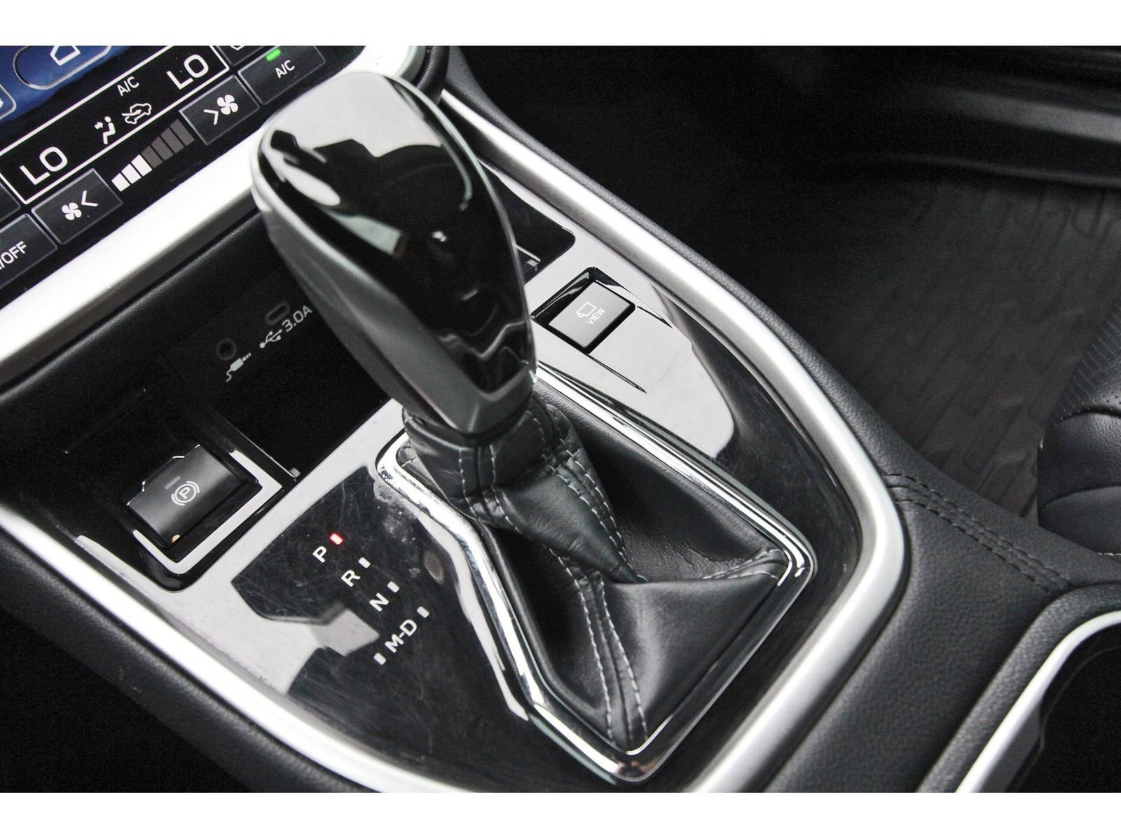 Used 2025 Subaru Outback Touring XT AWD/4WD image 26