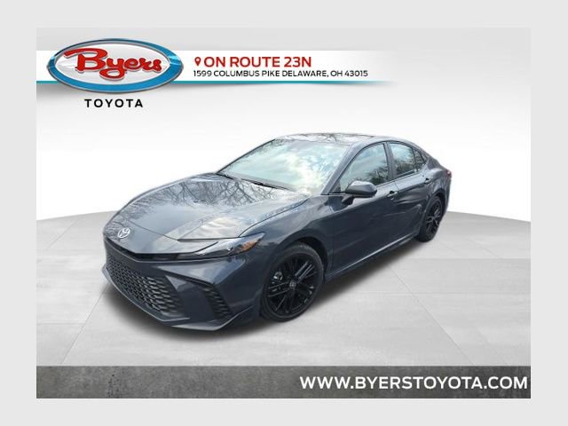 Used 2025 Toyota Camry SE image 1