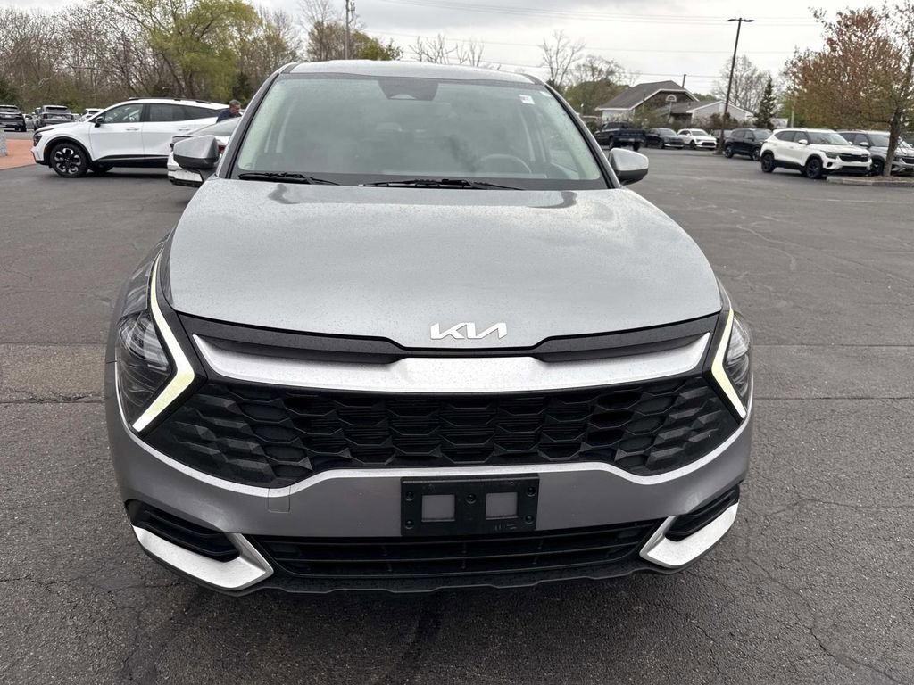 Used 2025 Kia Sportage LX AWD/4WD image 11