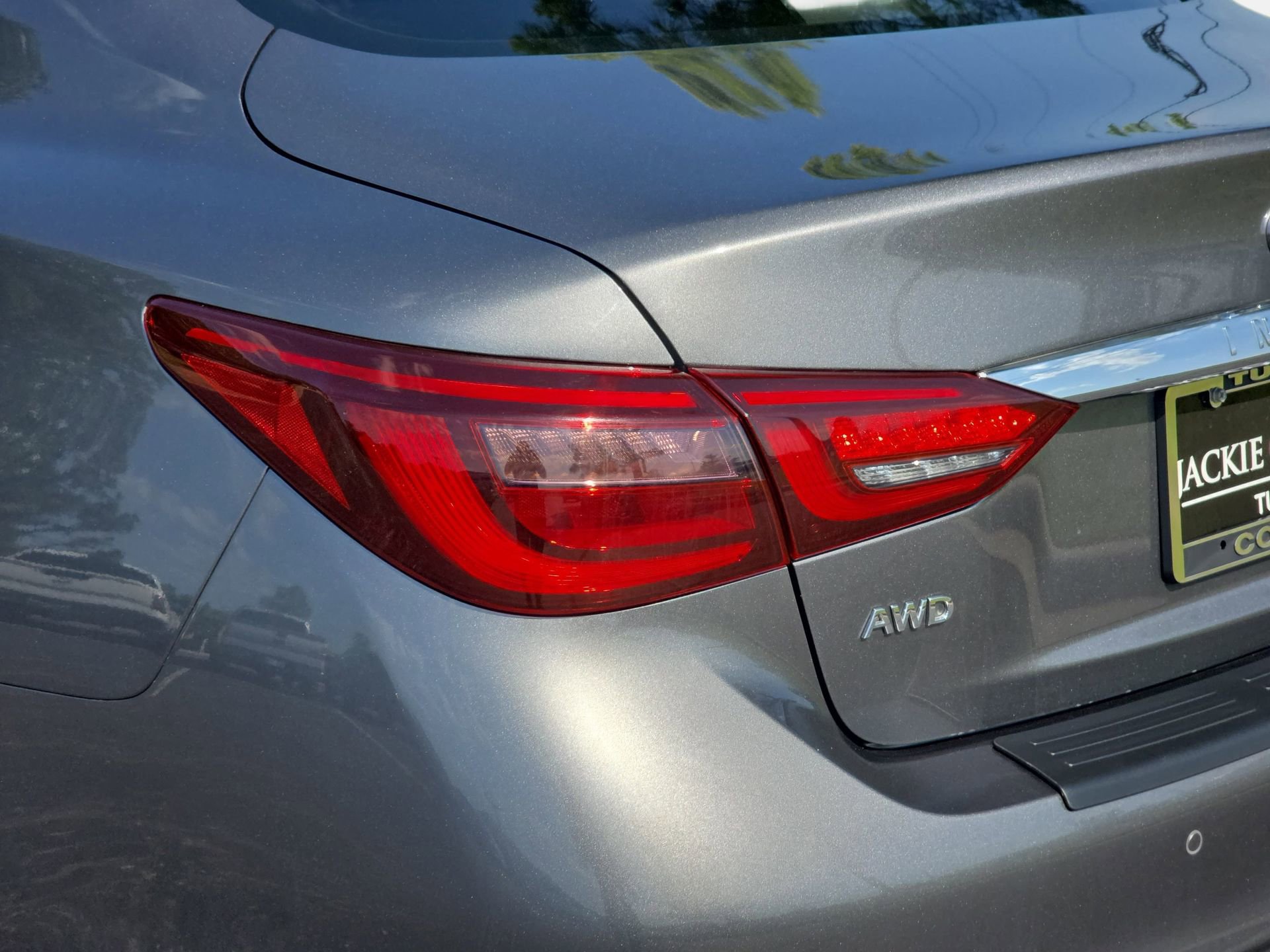 Certified 2022 INFINITI Q50 Luxe w/ Cargo Package AWD/4WD image 31