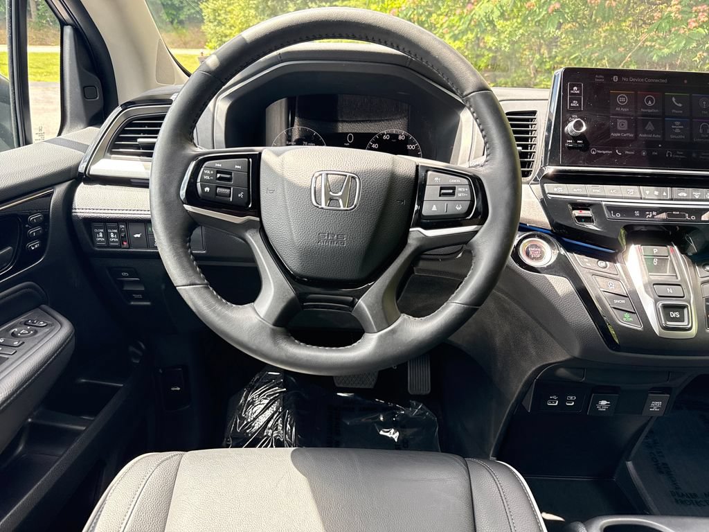 Used 2025 Honda Odyssey Touring image 17