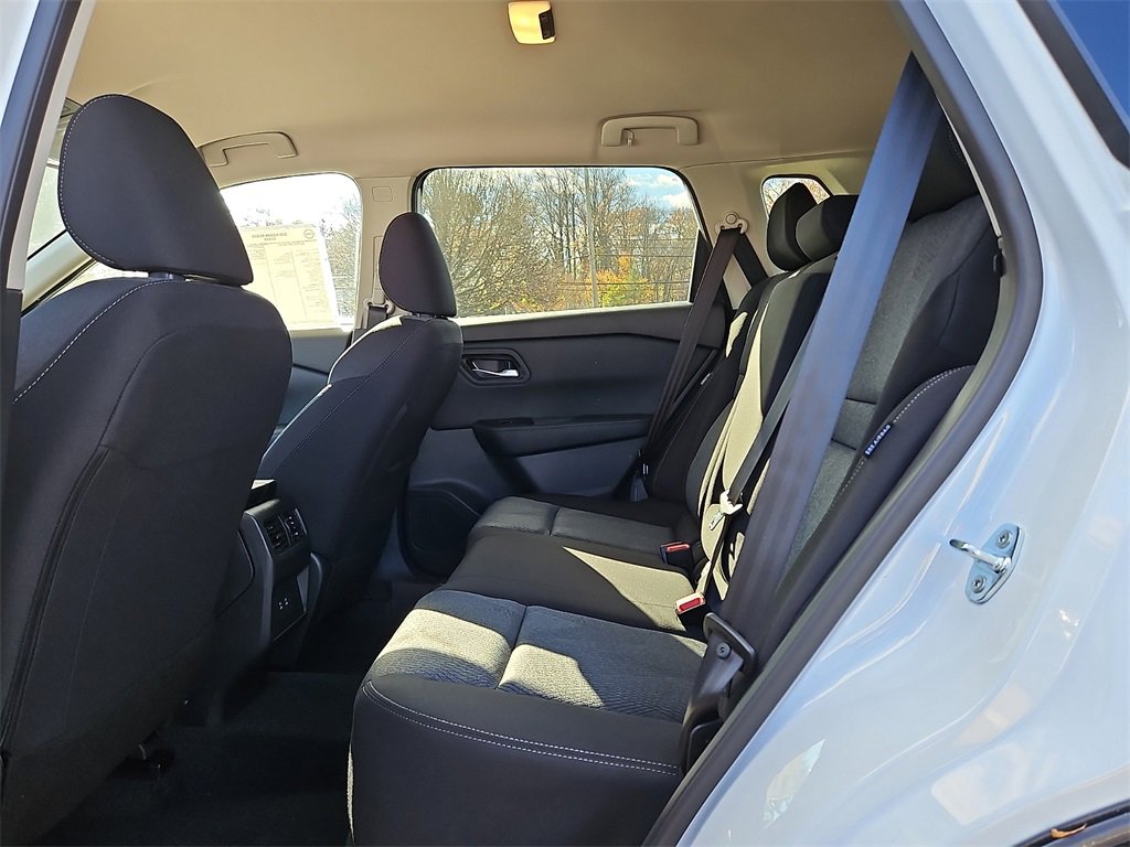 New 2026 Nissan Rogue SV image 9