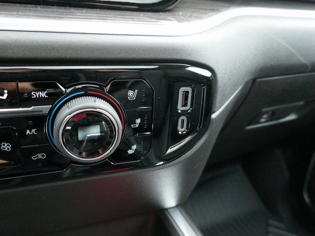 New 2026 Chevrolet Silverado 1500 LTZ w/ LTZ Premium Package image 21