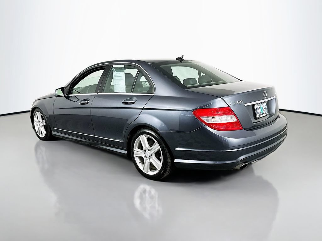 Used 2011 Mercedes-Benz C 300 4MATIC Sedan image 6