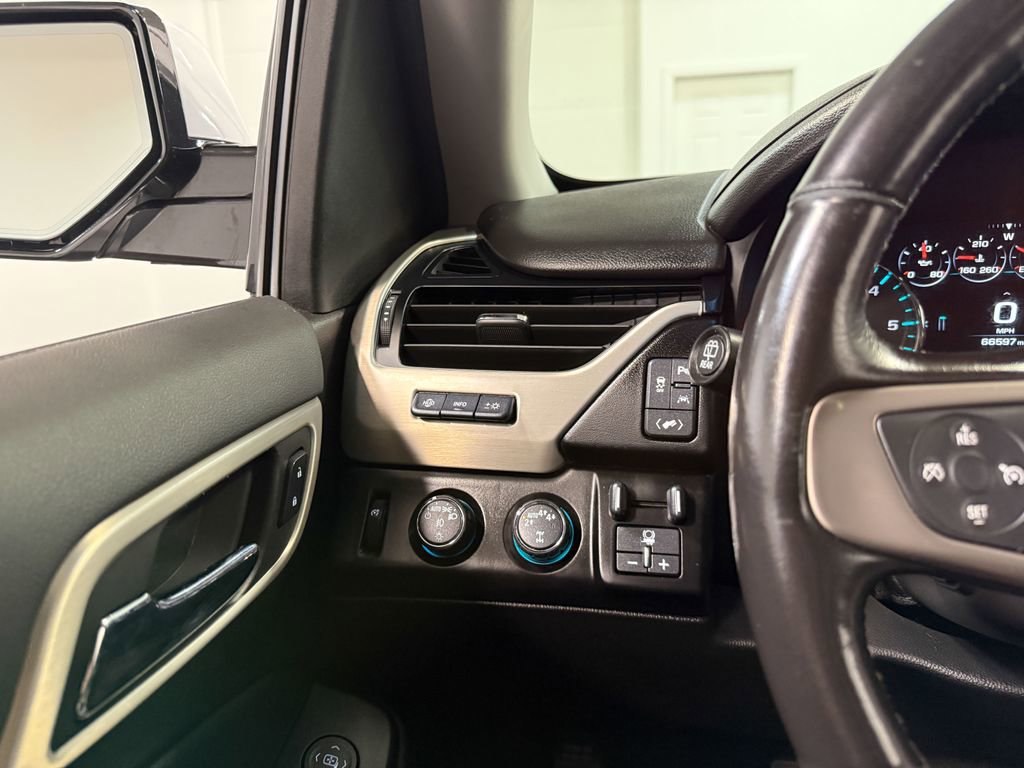 Used 2020 GMC Yukon Denali w/ Open Road Package image 76