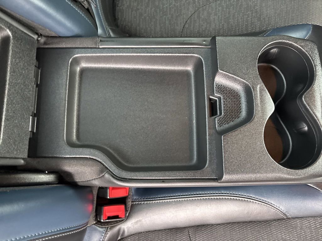 Used 2015 Chrysler 200 S w/ Comfort Group image 31