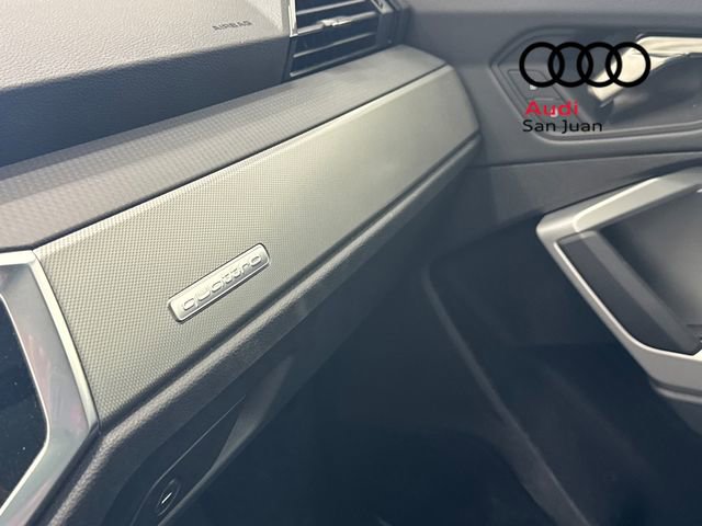 Certified 2025 Audi Q3 2.0T Premium w/ Convenience Package AWD/4WD image 37