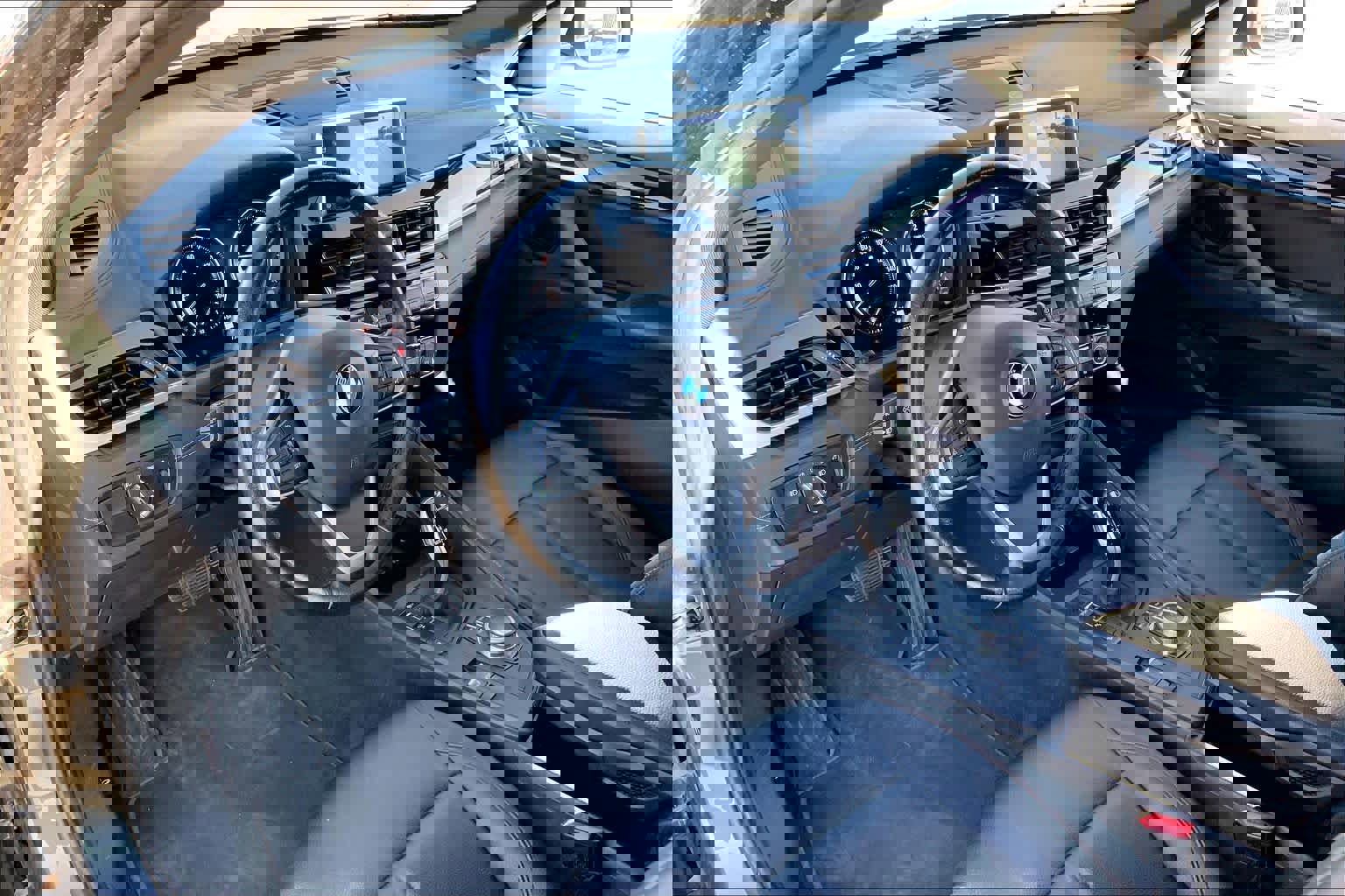 Used 2020 BMW X1 xDrive28i image 16