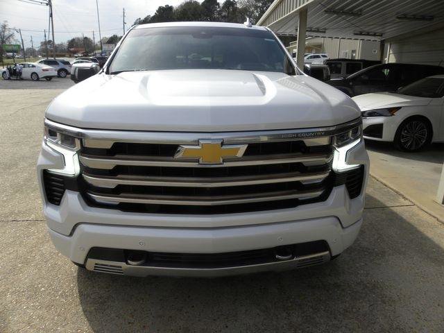 Used 2022 Chevrolet Silverado 1500 High Country w/ Technology Package image 6