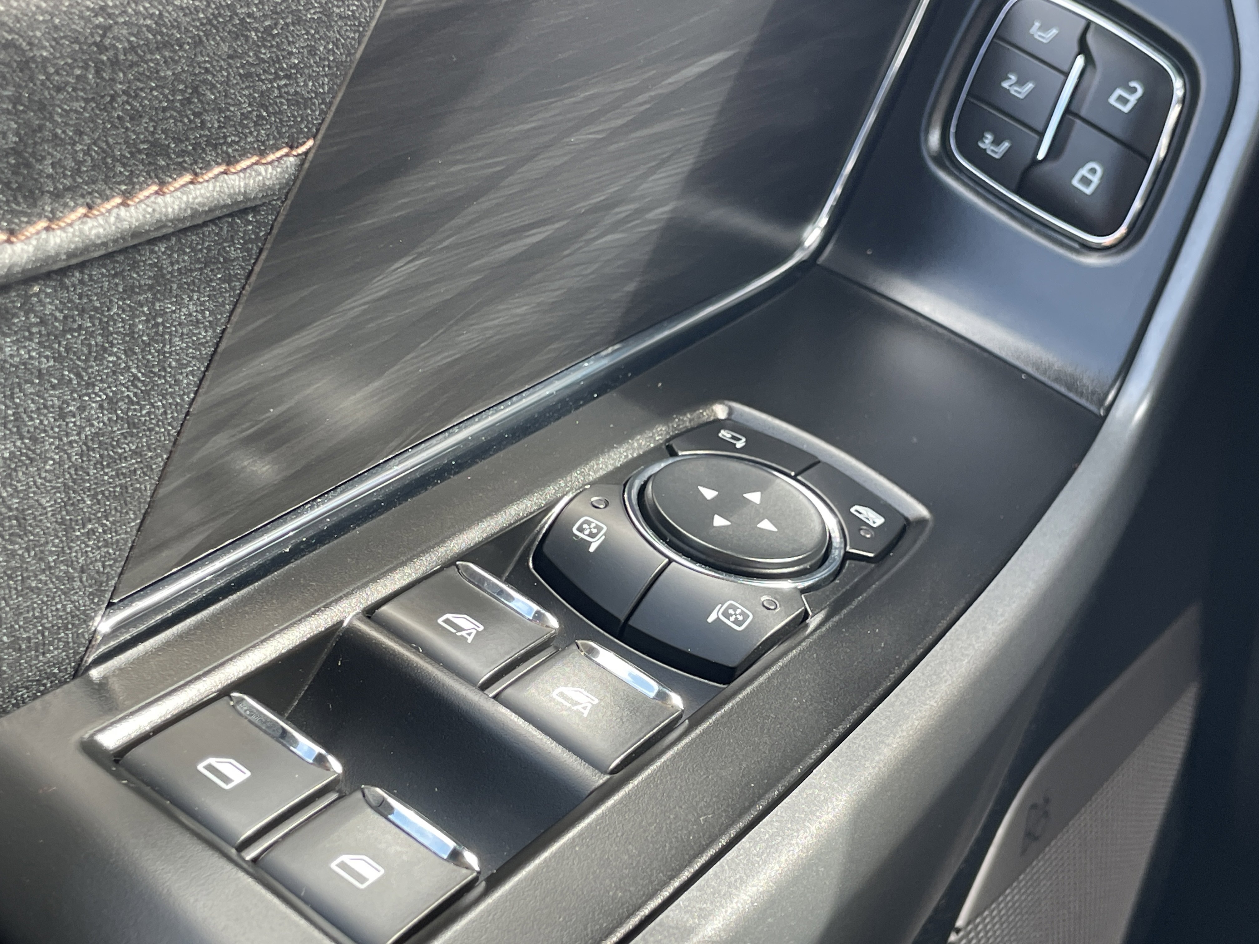 Used 2024 Ford F150 Lariat w/ Bed Utility Package image 22