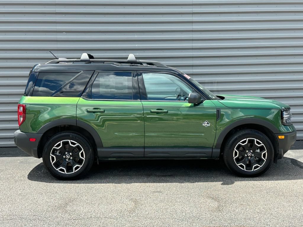 New 2025 Ford Bronco Sport Outer Banks AWD/4WD image 2