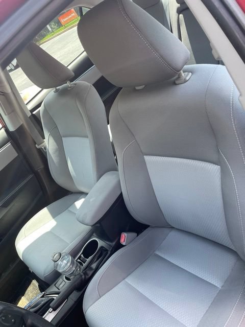 Used 2016 Toyota Corolla LE FWD image 10