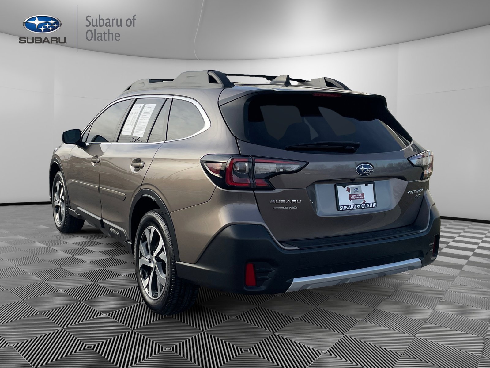 Used 2021 Subaru Outback Limited XT image 9