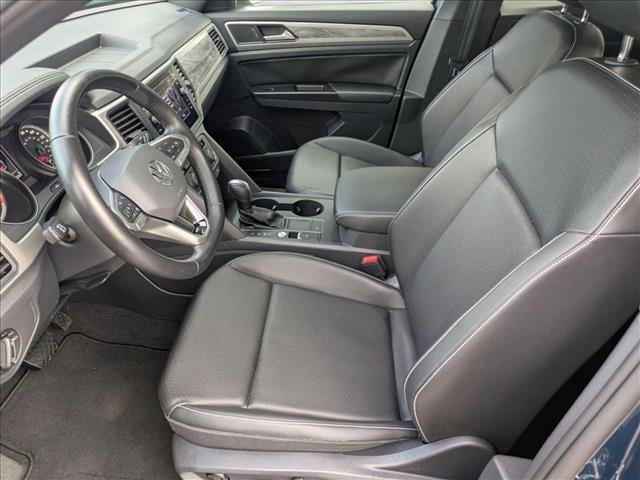 Used 2020 Volkswagen Atlas Cross Sport SE w/ Towing Package FWD image 15