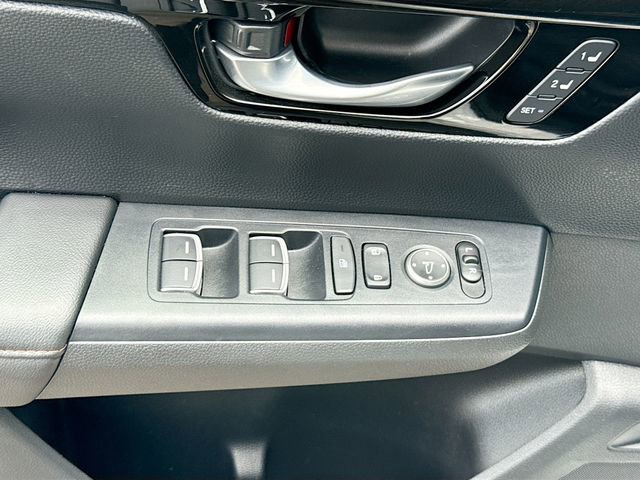 Used 2023 Honda CR-V Sport Touring image 18