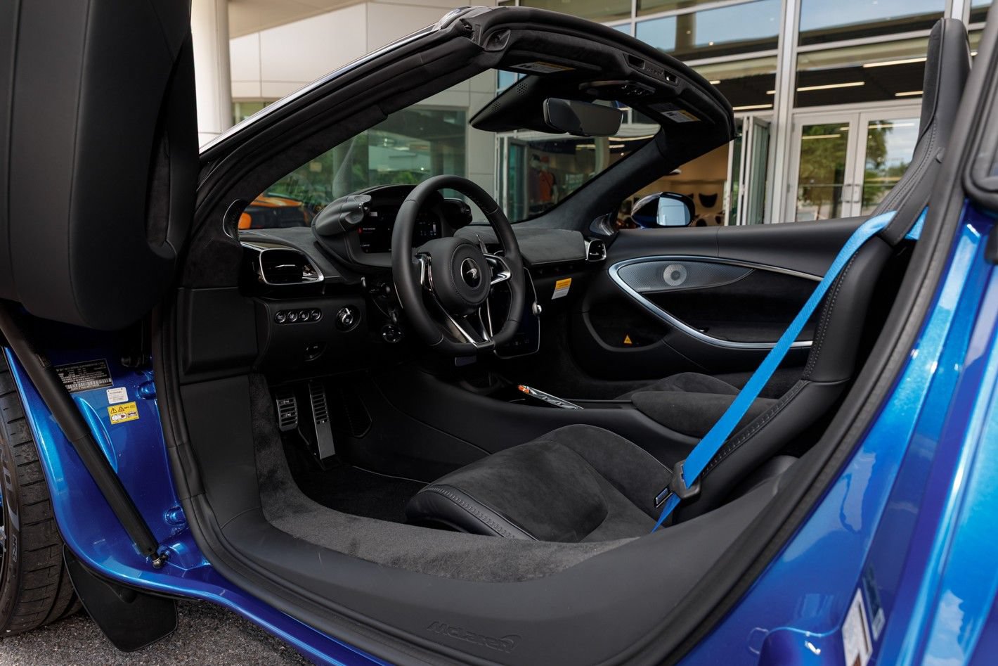New 2026 McLaren Artura Spider RWD image 44