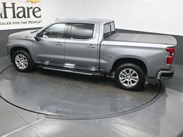 Used 2025 Chevrolet Silverado 1500 LTZ AWD/4WD image 41