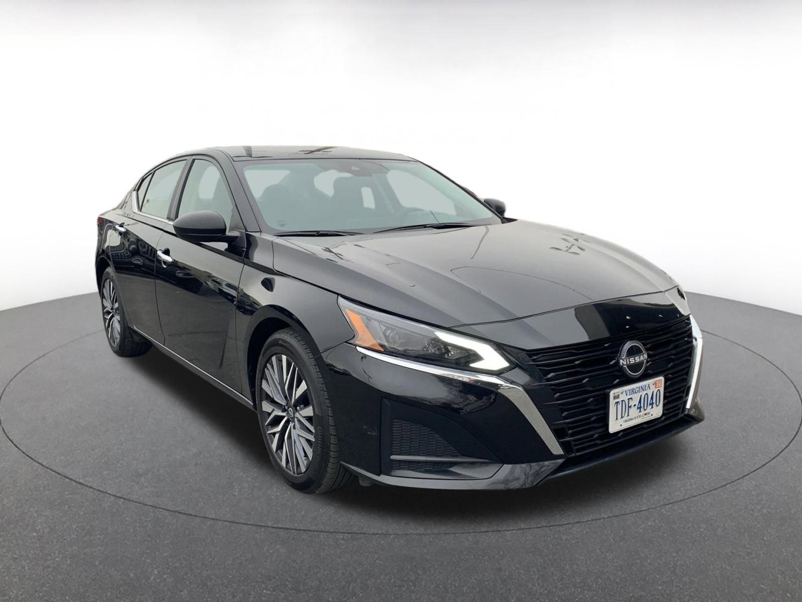 Used 2025 Nissan Altima 2.5 SV video 1