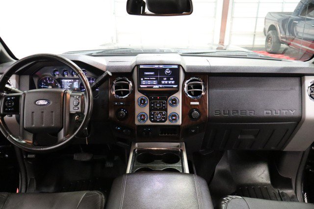 Used 2015 Ford F250 Lariat w/ Lariat Interior Package AWD/4WD image 7