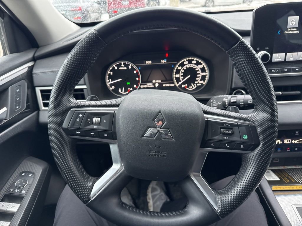 Used 2022 Mitsubishi Outlander SEL image 12