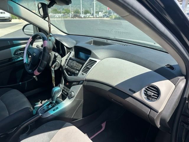 Used 2012 Chevrolet Cruze LS w/ Connectivity Package FWD image 27